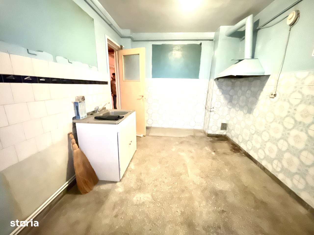 3 decomandate, 95 mp, Aleea Armoniei, boxa de 23 mp și garaj-4