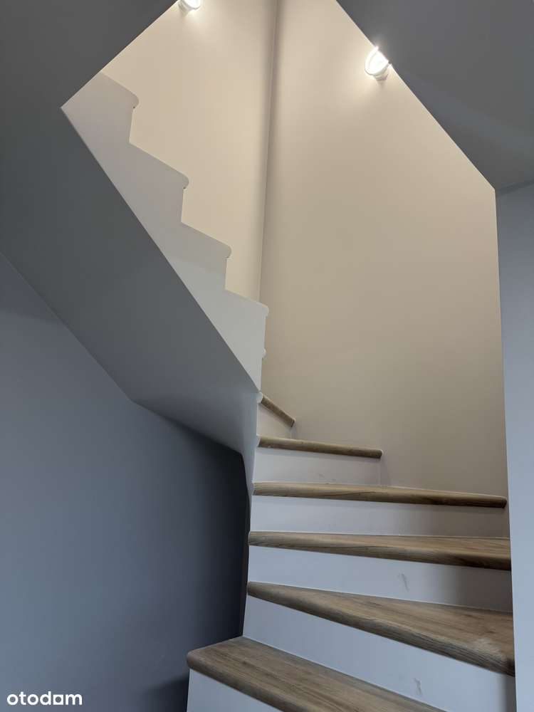 Dom gotowy do zamieszkania z widokiem na jezioro w bliskiej lok. lasu - Pełny obrazek: 4/16