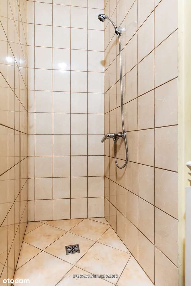 Zakład mechaniki samochodowej wraz z wyposażeniem-11