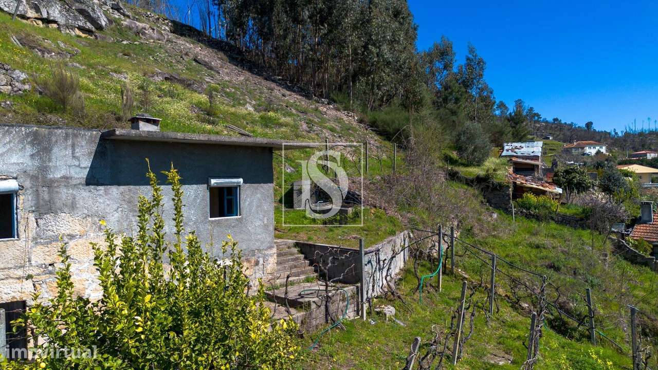 MORADIA T3 PARA RESTAURO em Ancede Baião - Grande imagem: 4/38