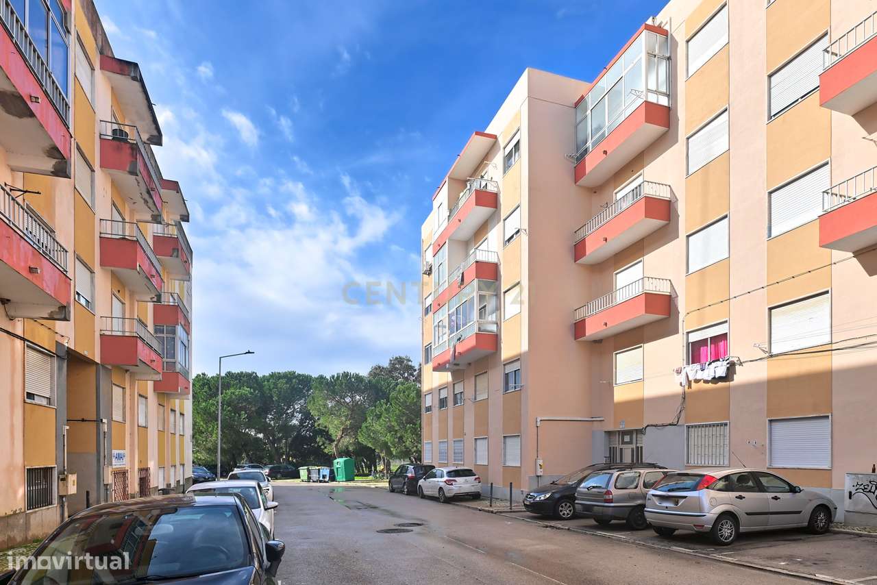 Apartamento Renovado T2 em Pinhal Novo-20