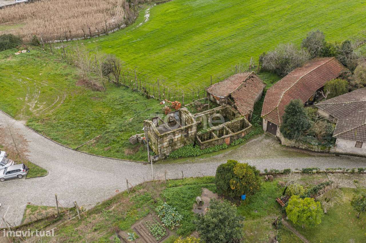 Ruína Em em Oliveira de S. Pedro com Projeto Aprovado-17