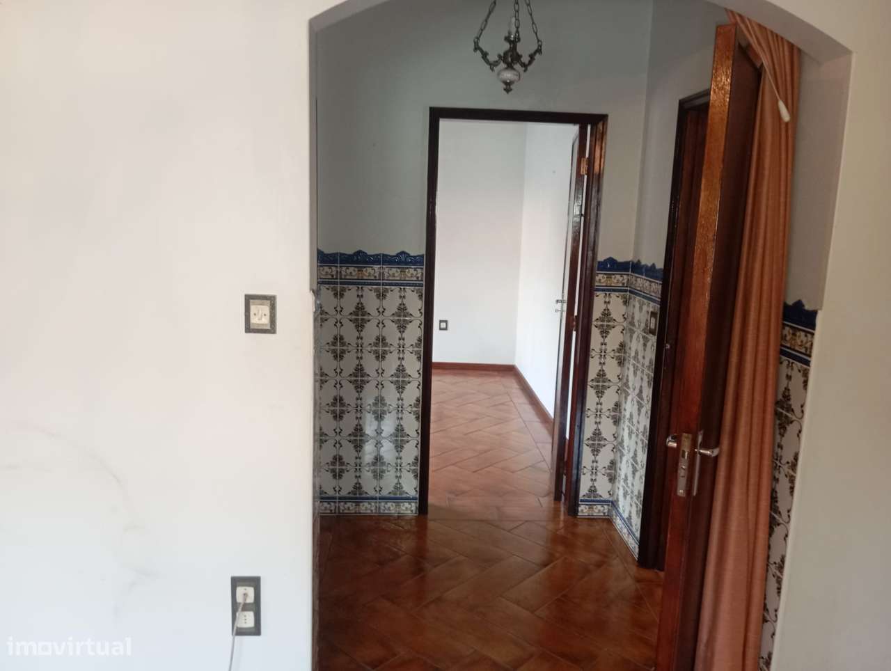 Moradia com jardim e garagem Lugar nobre cidade de Oliveira de Azeméis-8