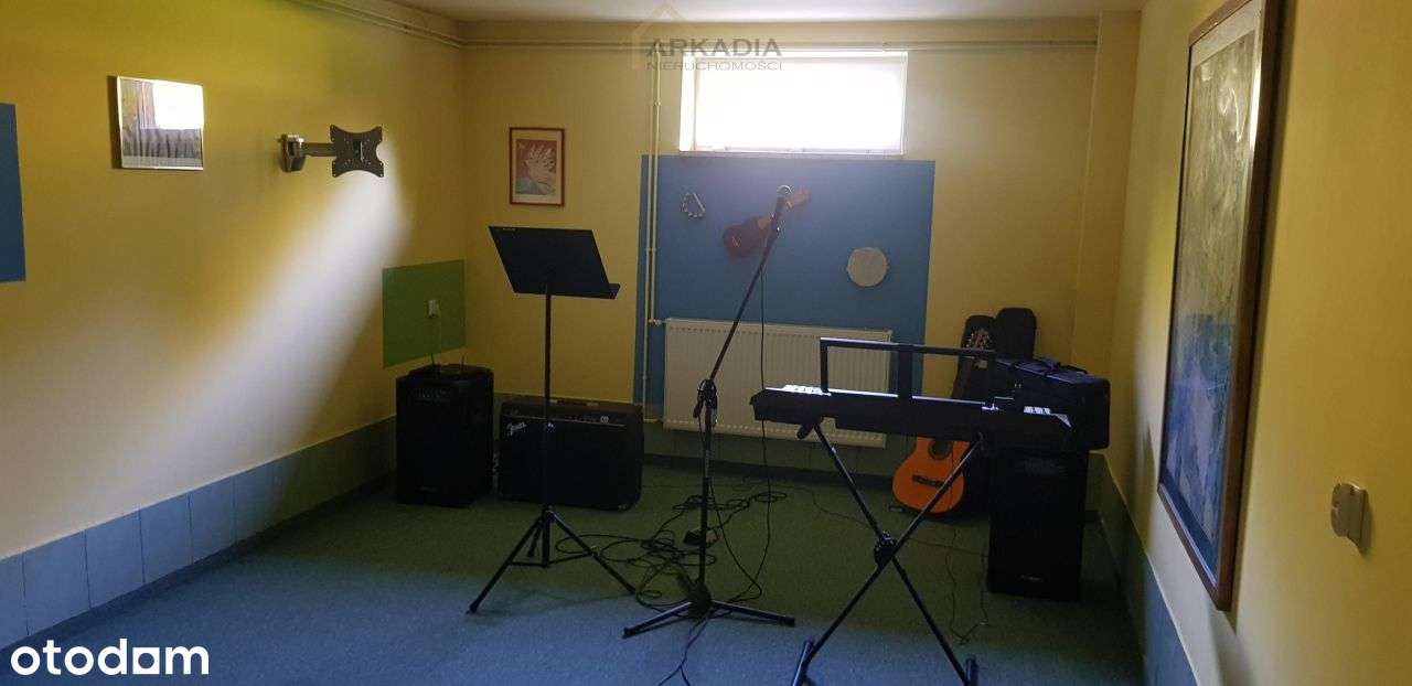 Elegancka podmiejska willa! z pompą ciepła!-12