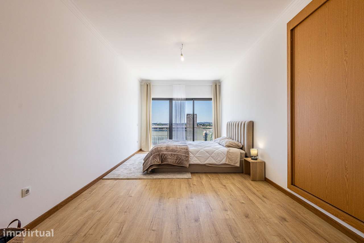 Apartamento T3 de Excelência no Centro do Cartaxo-35