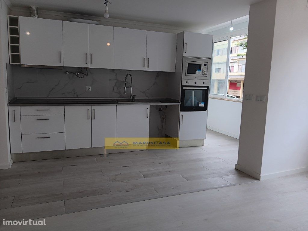 Apartamento T2 +1 remodelado - Pendão - OFERTA ESCRITURA