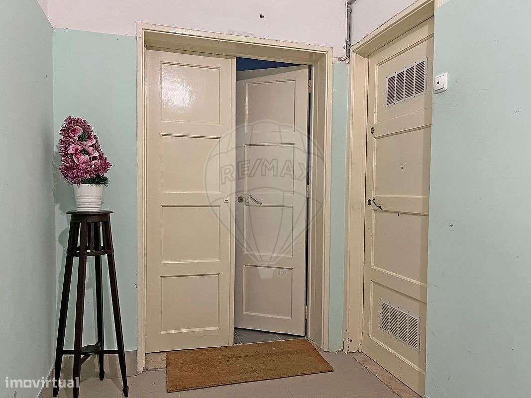 Apartamento T0 para arrendamento - Grande imagem: 2/12