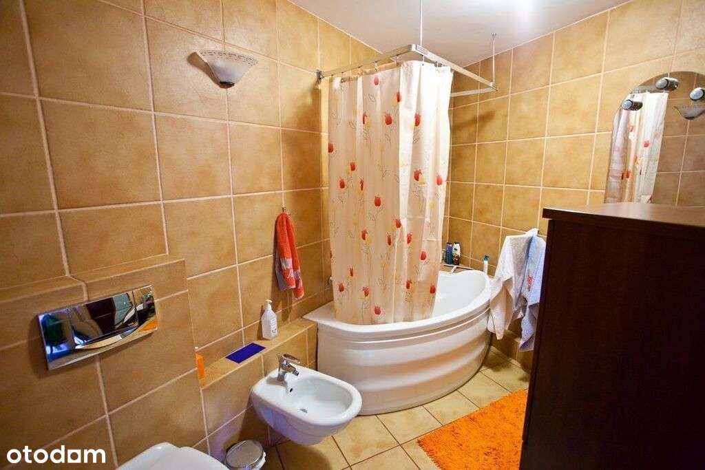 Przestronne i kolorowe 2 pokoje do adaptacji na 3-2