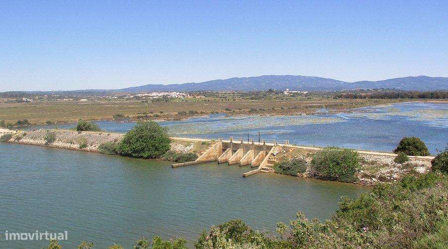 Terreno Urbano - Grande imagem: 4/4