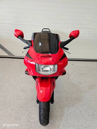 Honda CBR - 13