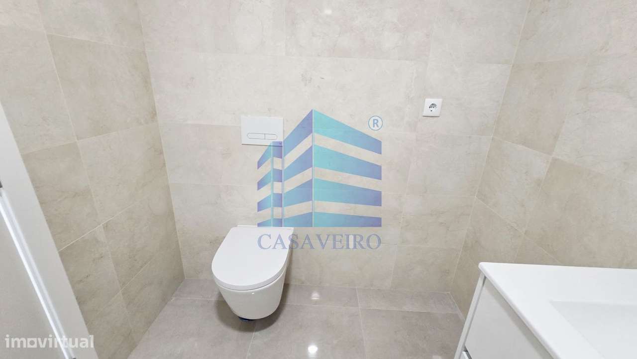 Apartamento T2 Duplex com terraço  centro de Esgueira-9