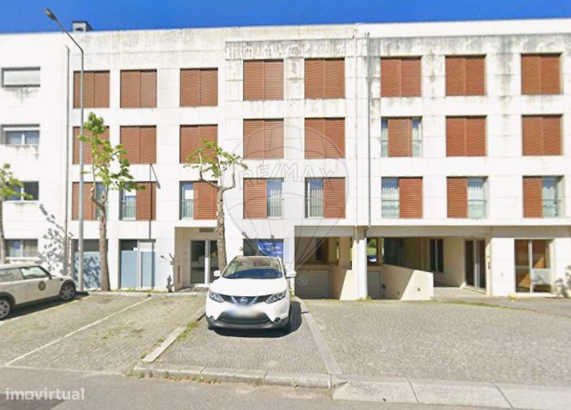 Apartamento T4 para venda-0