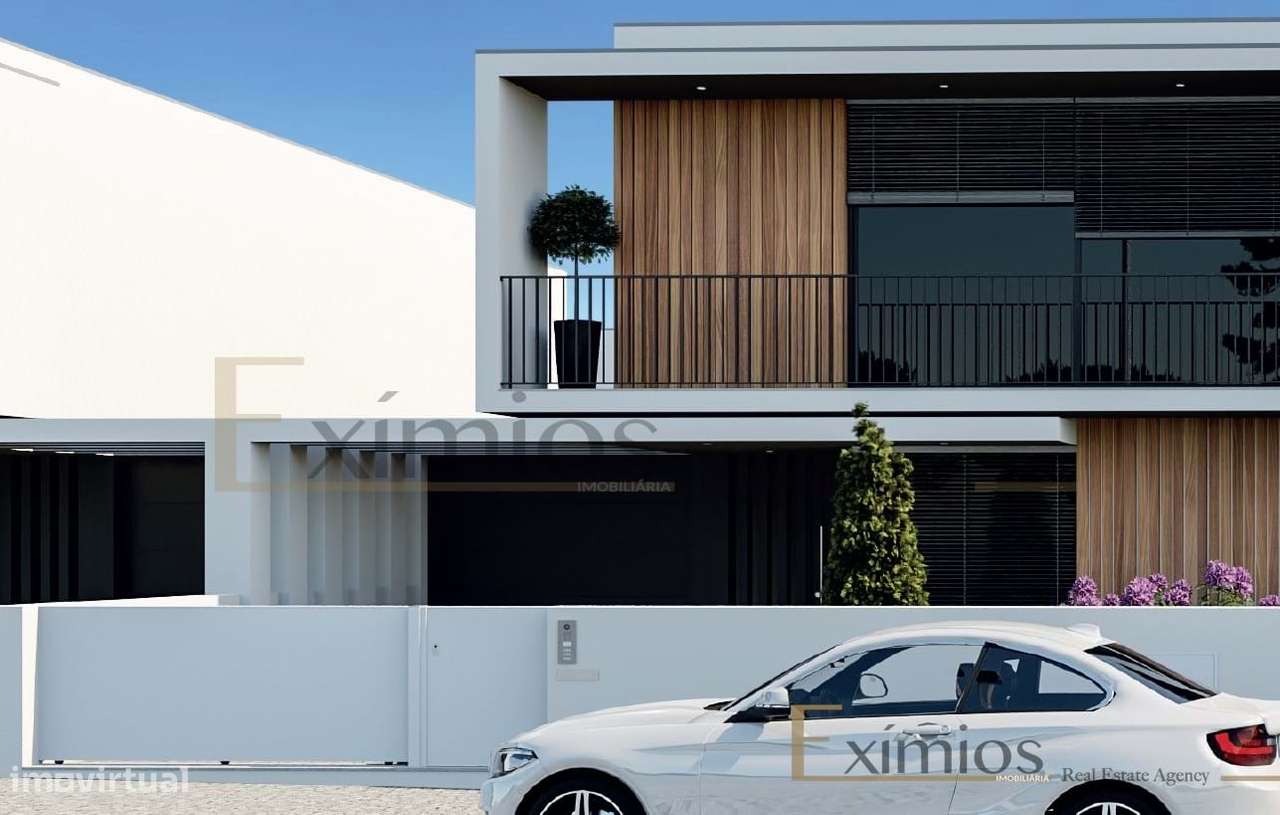 Moradia V3 em fase de construção, em Vila Chã. - Grande imagem: 3/13