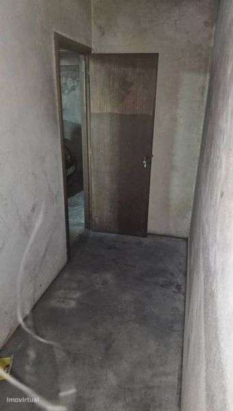 Lugar de Garagem com Arrecadação frchada - Grande imagem: 4/5