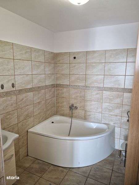 Direct Proprietar inchiriez casa 4 camere Joita Bacu - Imagine principală: 4/8