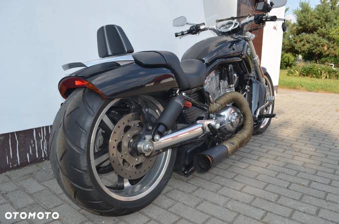 Harley-Davidson V-Rod Muscle - 25