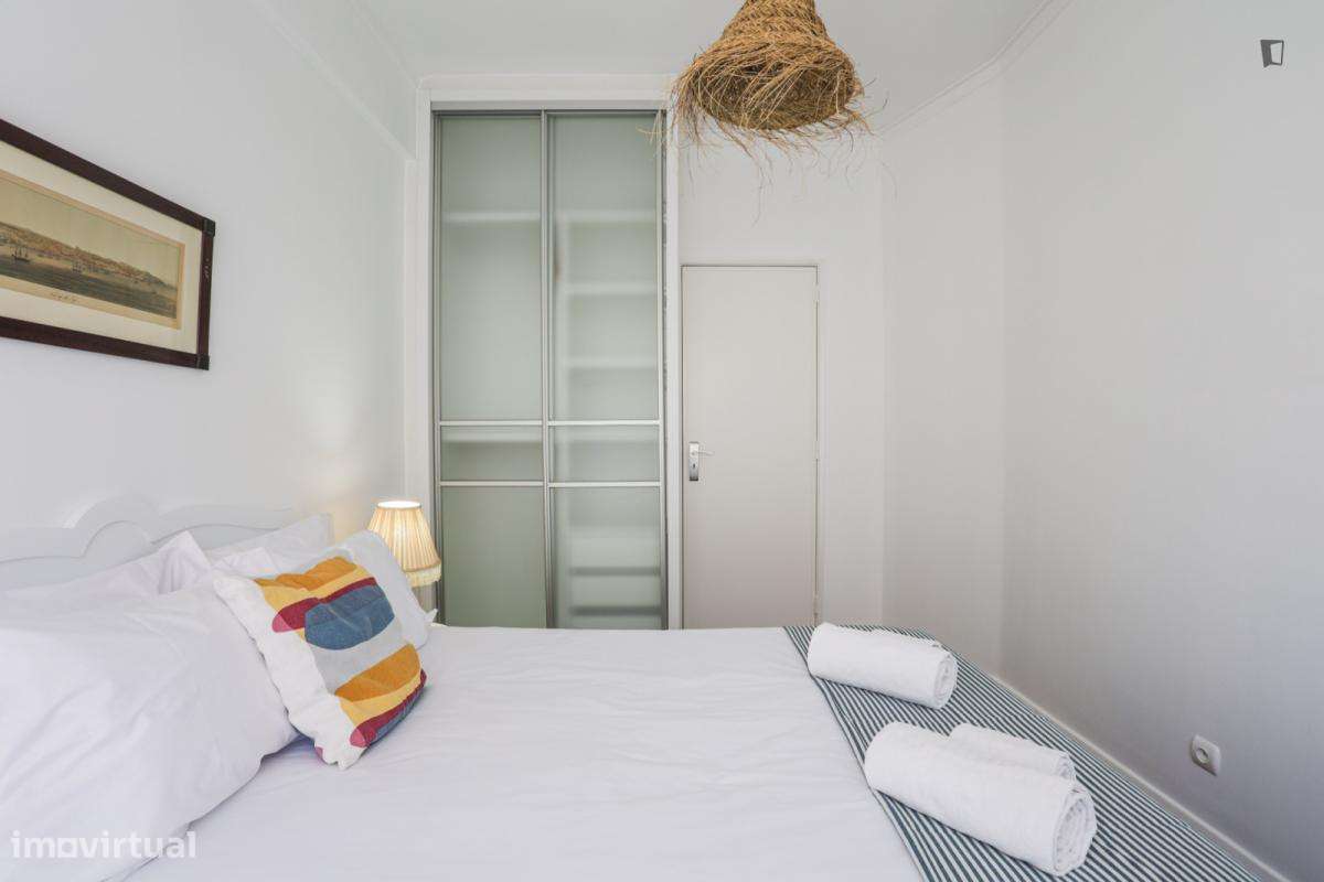 Apartamento com 3 quartos - localizado em Linda-a-Velha Lisbon - Grande imagem: 5/8