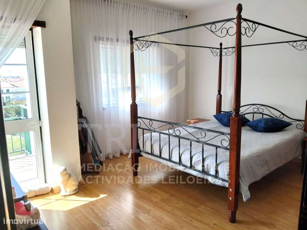 Apartamento T3 com Varanda e 2 Marquises com Excelente área - Exclu...-15