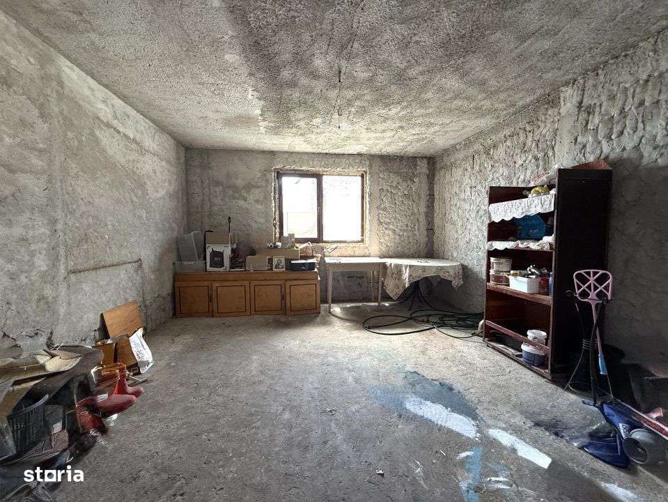 Pret REDUS | Casa solida pe colt, 240 mpu, terasa si curte | Pantelimo-14