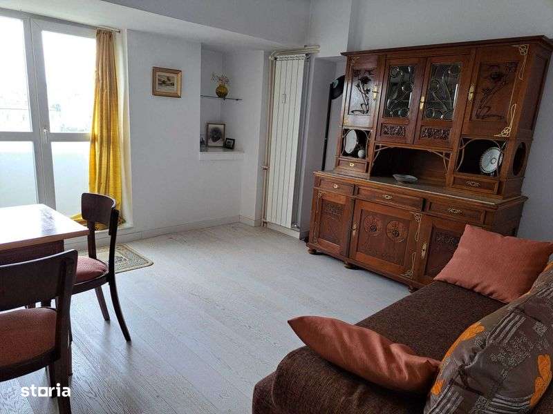 Particular, vand apartament 4 camere, Splaiul Independentei