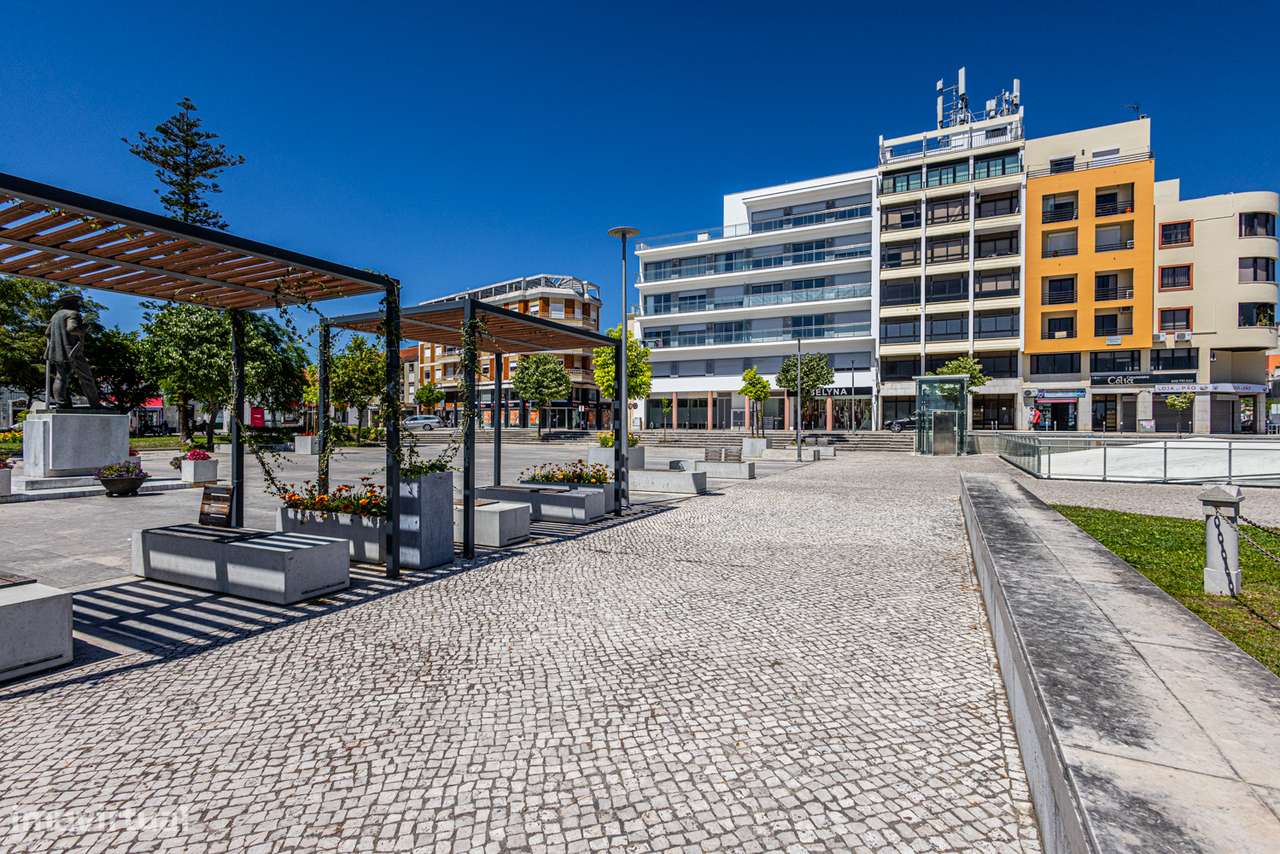 Apartamento T3 de Excelência no Centro do Cartaxo-1