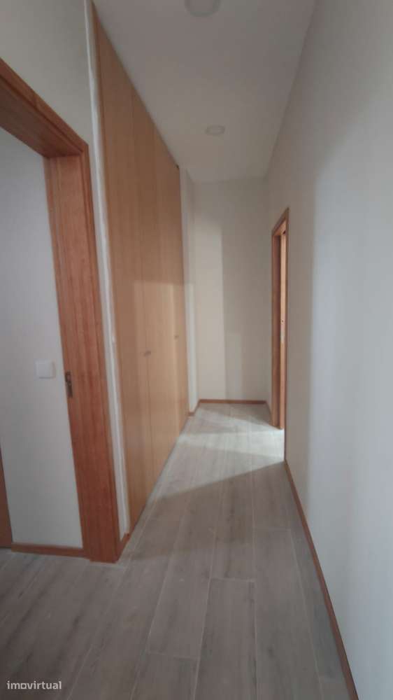 T1 PARA ARRENDAMENTO JUNTO DO PARQUE DA LAVANDEIRA - Grande imagem: 4/9