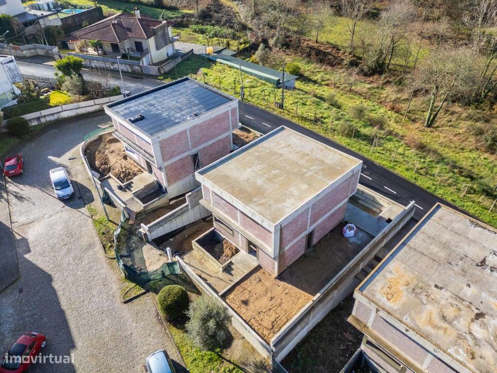 Moradia Independente V3+1-8