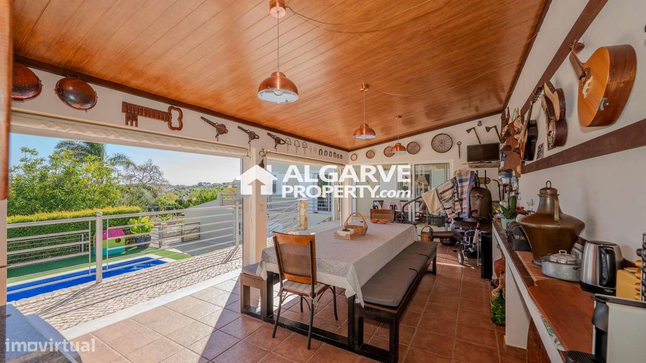 Moradia V3 + 2 numa zona calma perto de Loulé, Algarve-18