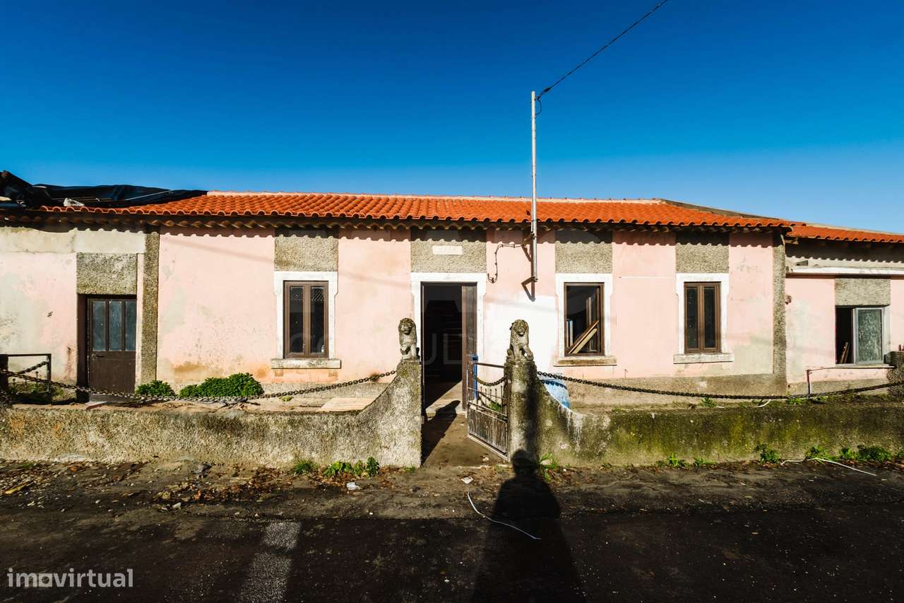 Moradia Térrea T2+1 c/ 2 casas de banho e logradouro-26