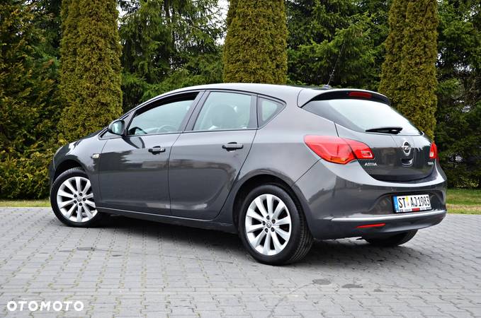 Opel Astra 1.4 Turbo Sport - 16