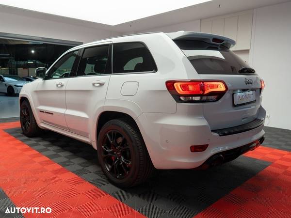 Jeep Grand Cherokee - 2