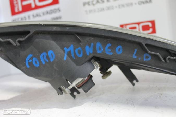 Farol Ford Mondeo - 3