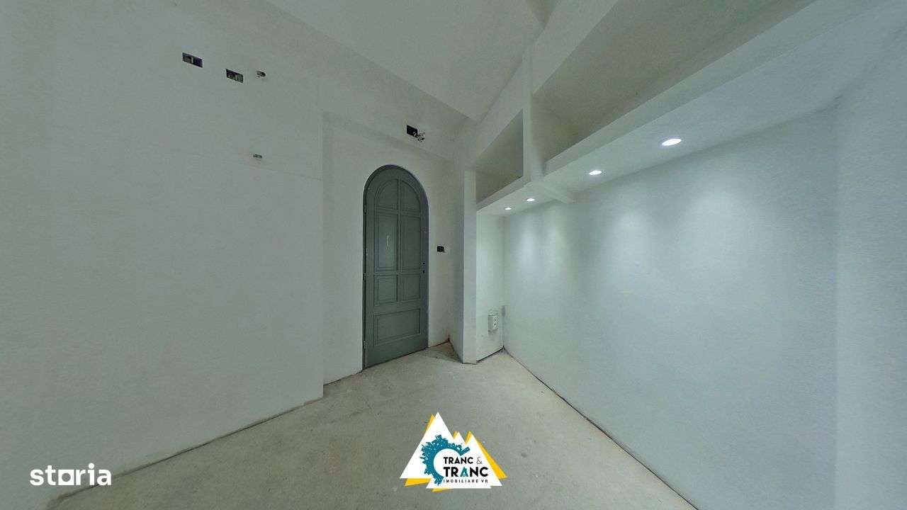 Spatiu comercial renovat in 2024 de 205 mp la Boul Rosu - Imagine principală: 4/10