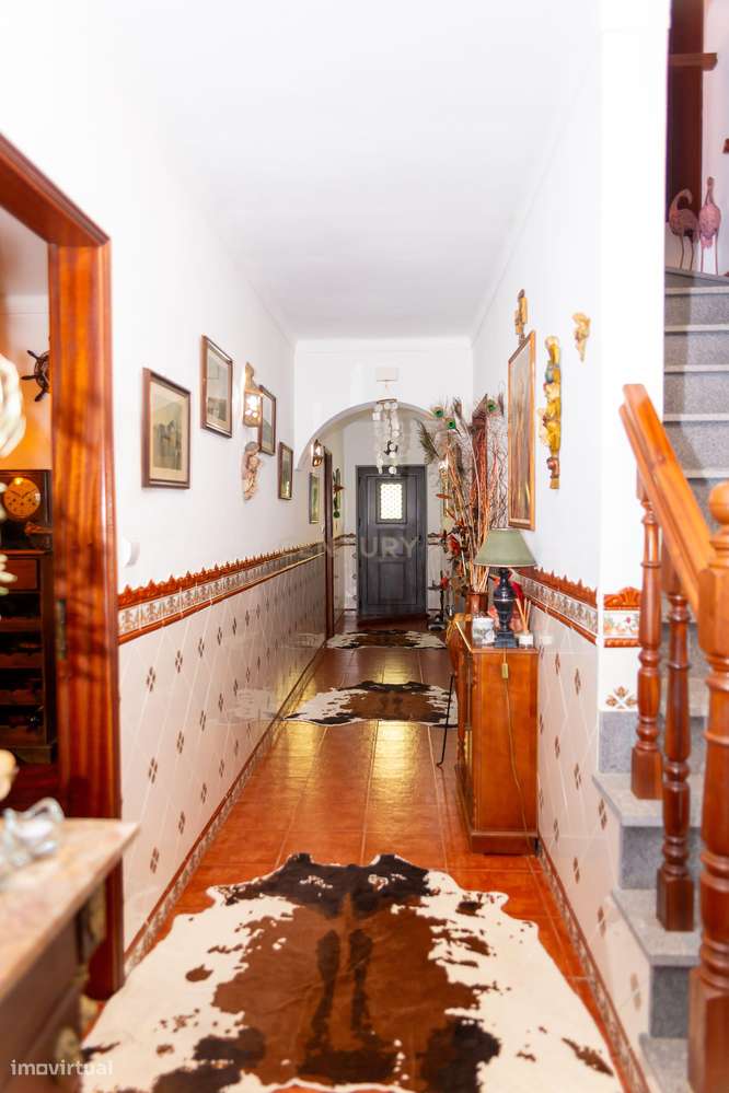 Charmosa Moradia T4 em Estremoz-17