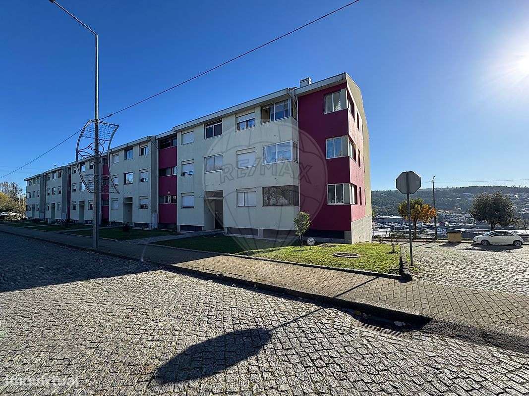 Apartamento T2 para arrendamento - Grande imagem: 2/16