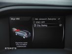 Volvo V60 Cross Country D4 Geartronic - 23