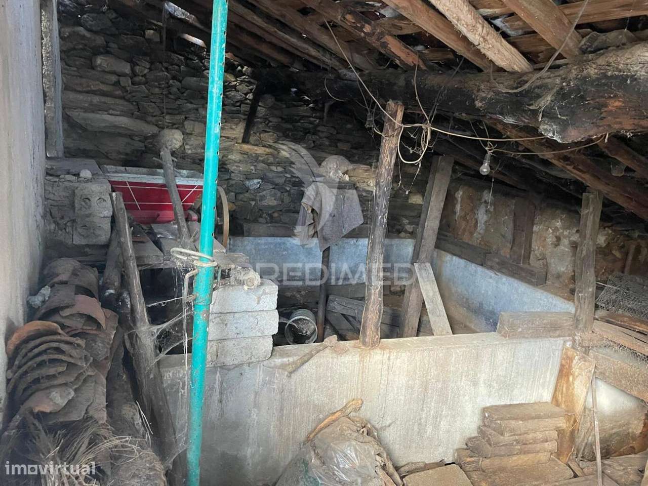 Armazém com 38 m² em poço do canto , Meda - Grande imagem: 5/5