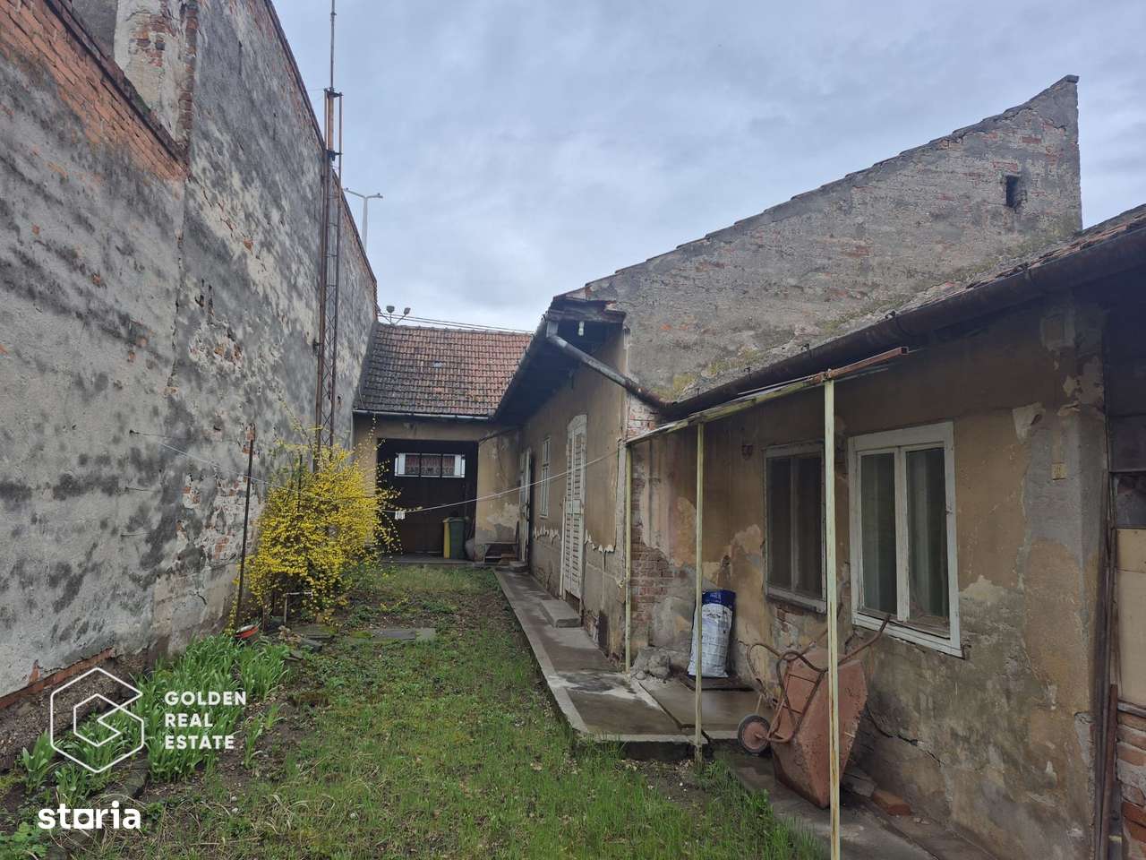 Casa cu 2 corpuri de cladire, Aradul Nou - Imagine principală: 4/12