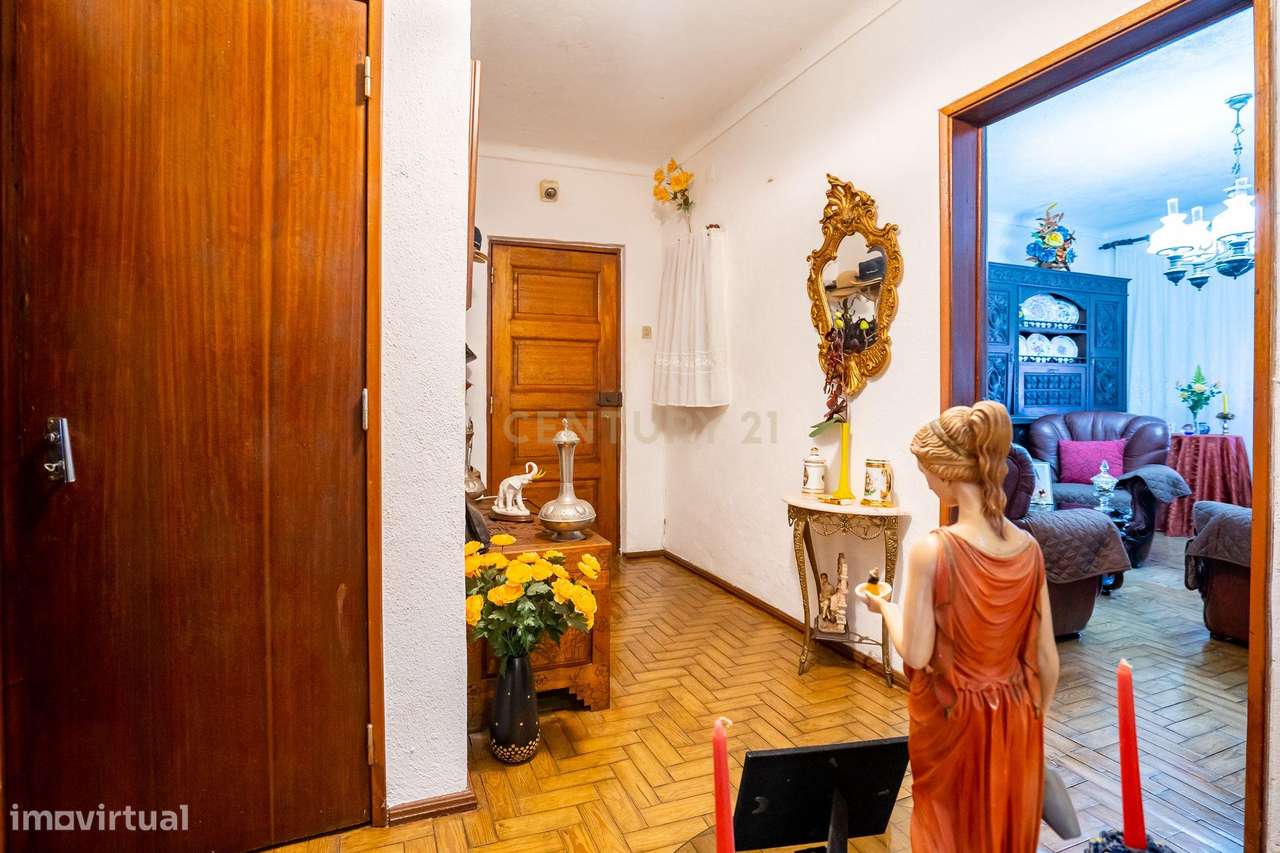 Prédio Urbano, Serra da Luz - Grande imagem: 4/7