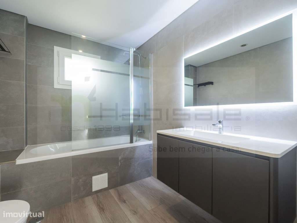 Moradia T4+1 moderna em Vale Grande, Odivelas-27
