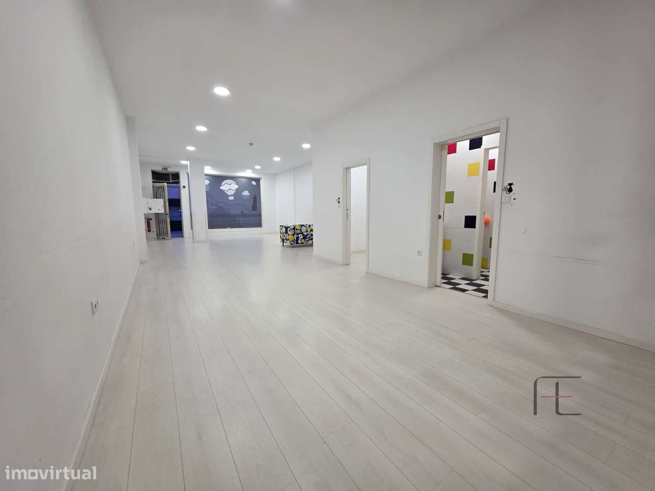 Loja  Venda em Rio Tinto,Gondomar-9