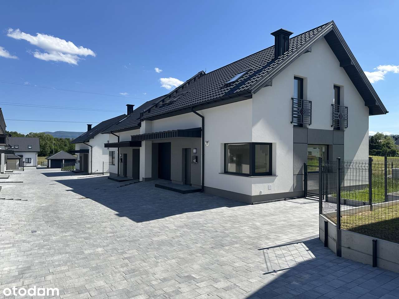 Ostatnie 2 domy w zabudowie bliźniaczej 132m2 .