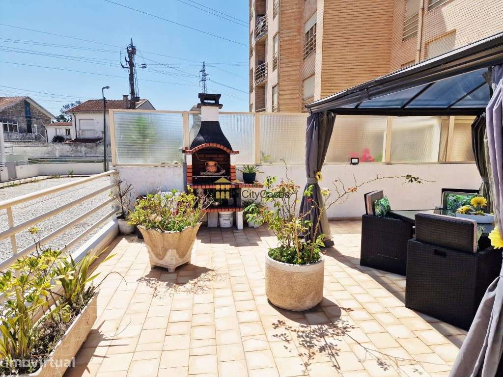 Apartamento T3 c/ Terraço e L. Garagem | Rio Tinto-27