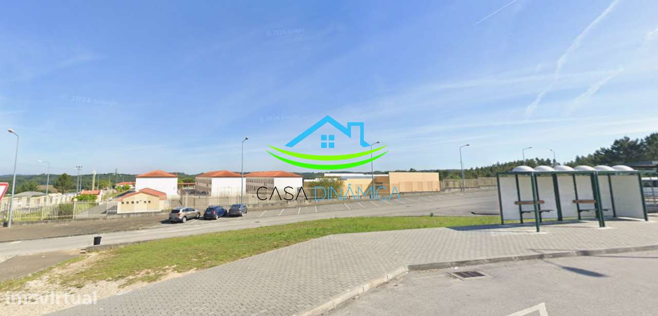 Apartamento T2 com garagem no centro de Soure-12