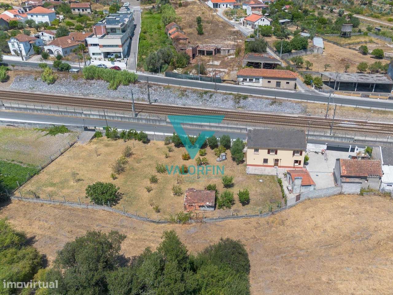 Moradia T5 c/ 1818 m² de Terreno - CAXARIAS / OURÉM-40