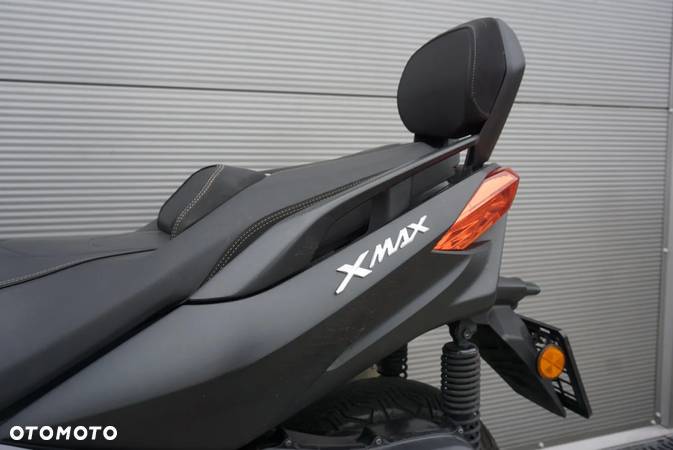 Yamaha X-max - 10