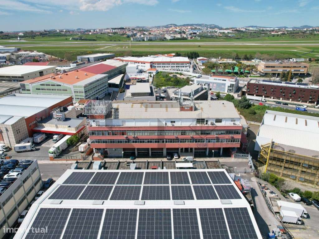 Prédio Industrial com 11.325 m2 para Venda, no Prior velho, ao lado... - Grande imagem: 4/60