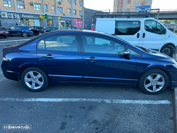 Honda Civic 1.8i-VTEC Auto Comfort - 3