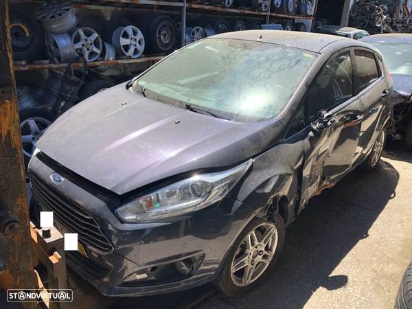 Ford Fiesta Mk6 JA8 1.5 TDCI de 2014 para peças ou inteiro - 1