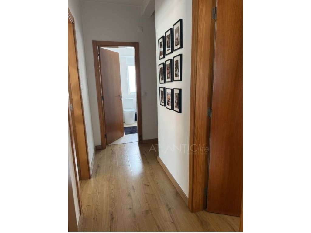 Moradia T2 Remodelado - Centro de Mem Martins-5